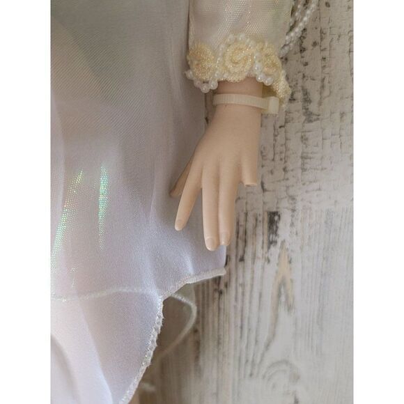 Franklin heirloom Peggy Fleming AS IS ice skater porcelain doll collectible - Picture 4 of 15